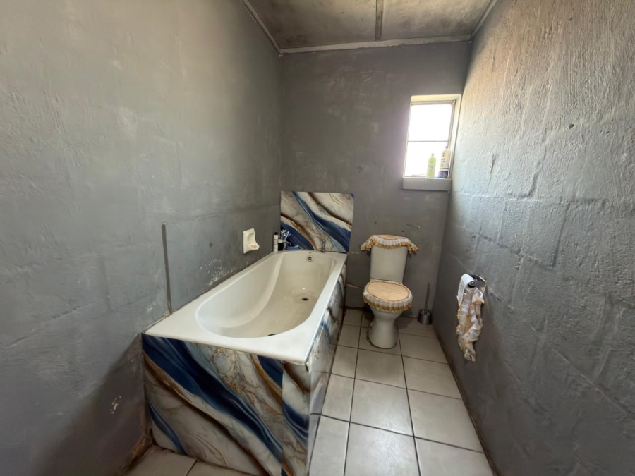 3 Bedroom Property for Sale in Epping Forest Western Cape
